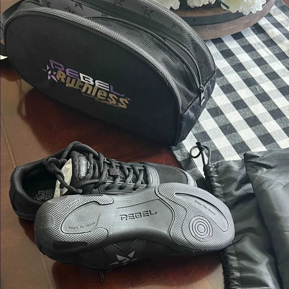 Rebels Black Sneakers with Bag - Picture 3 of 3